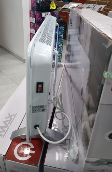 KONVEKTOR MAX MC2000WL