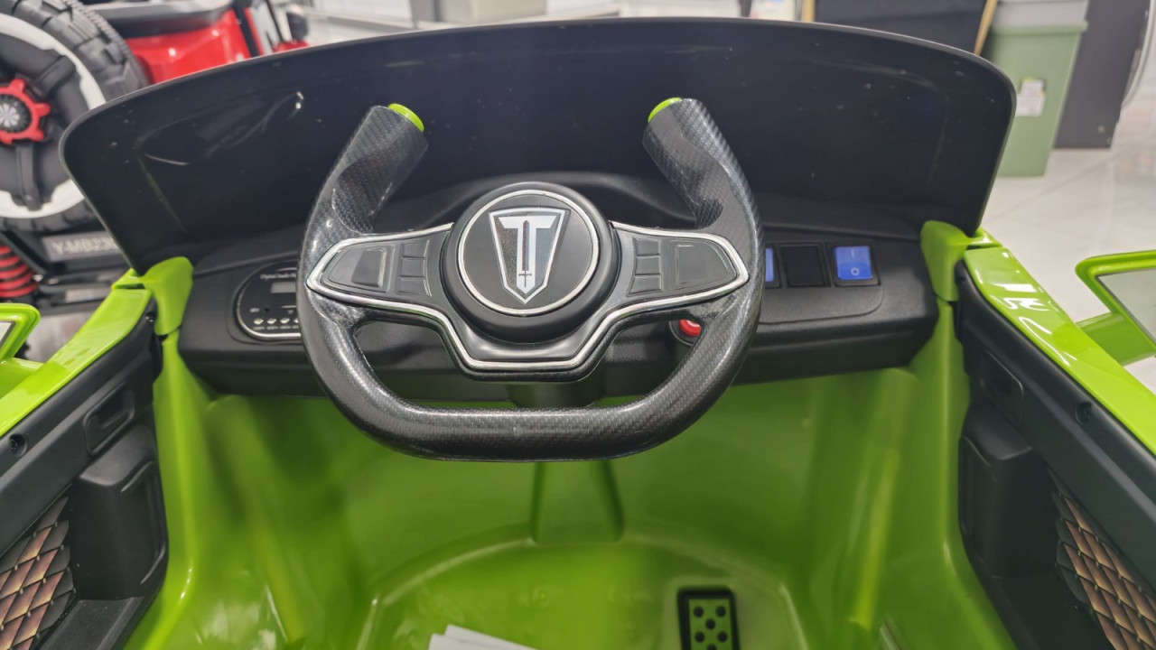 AUTO NA BATERIJE Y-MB4005-R