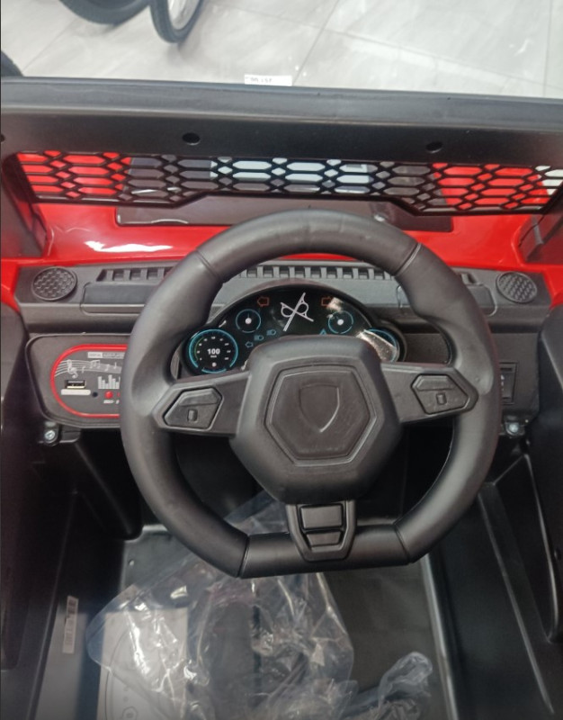 AUTO NA BATERIJE MB 5561