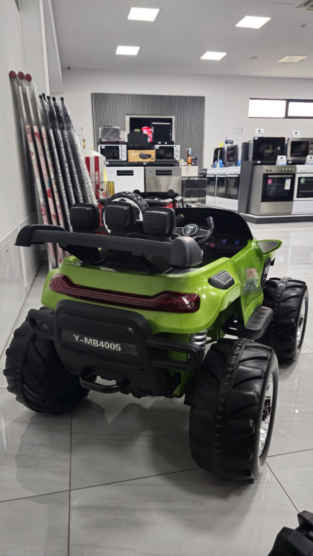 AUTO NA BATERIJE Y-MB4005-R
