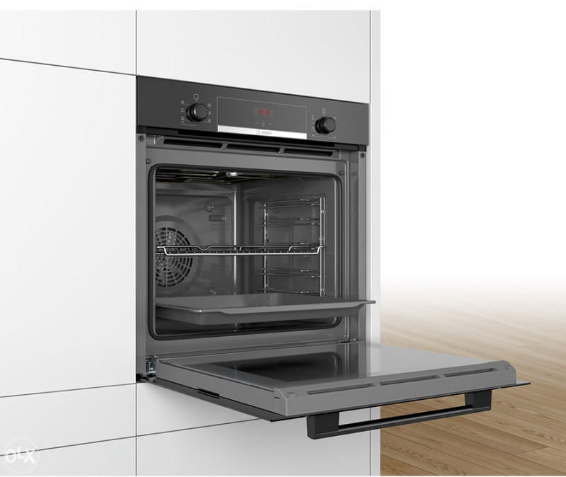 Ugradbena rerna Bosch HBA513BB1
