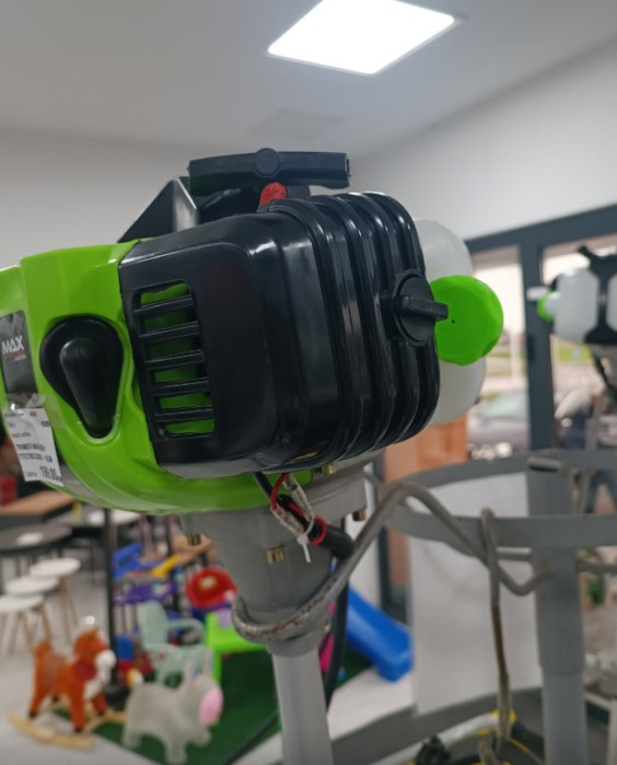 TRIMER BENZINSKI MAX GARDEN TTCTBC520U