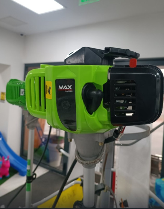 TRIMER BENZINSKI MAX GARDEN TTCTBC520U