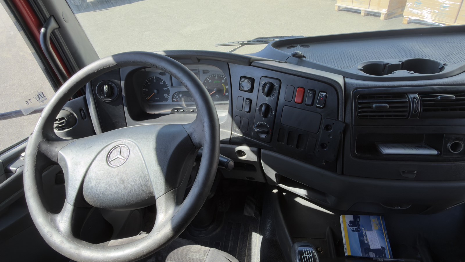 KAMION MERCEDES ATEGO
