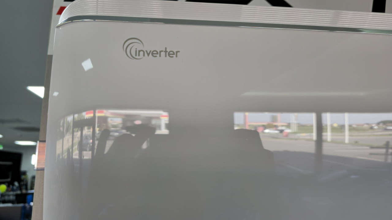 Klima uređaj FAVORIT 12000BTU FF INVERTER