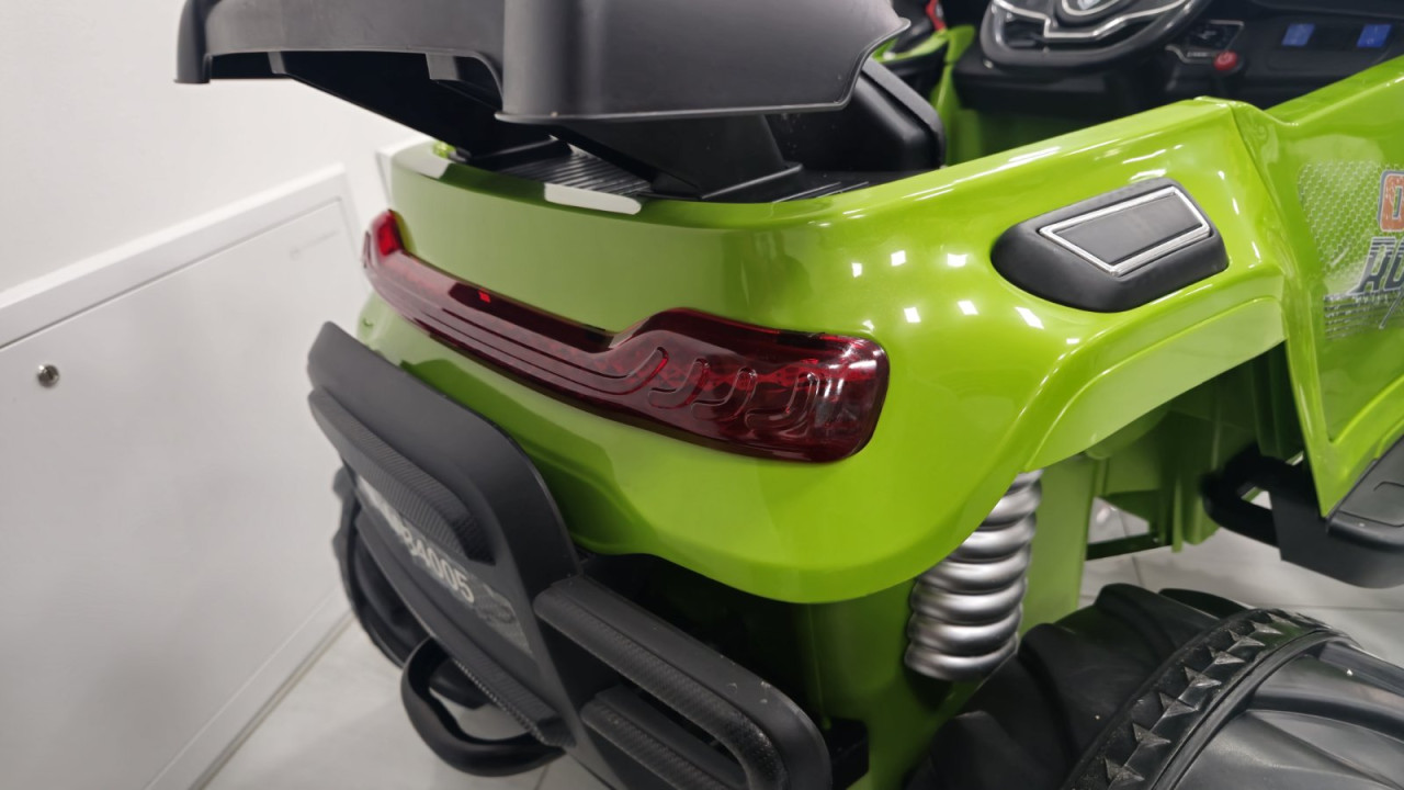 AUTO NA BATERIJE Y-MB4005-R