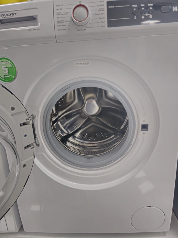 MASINA ZA VES FAVORIT L-7101 N