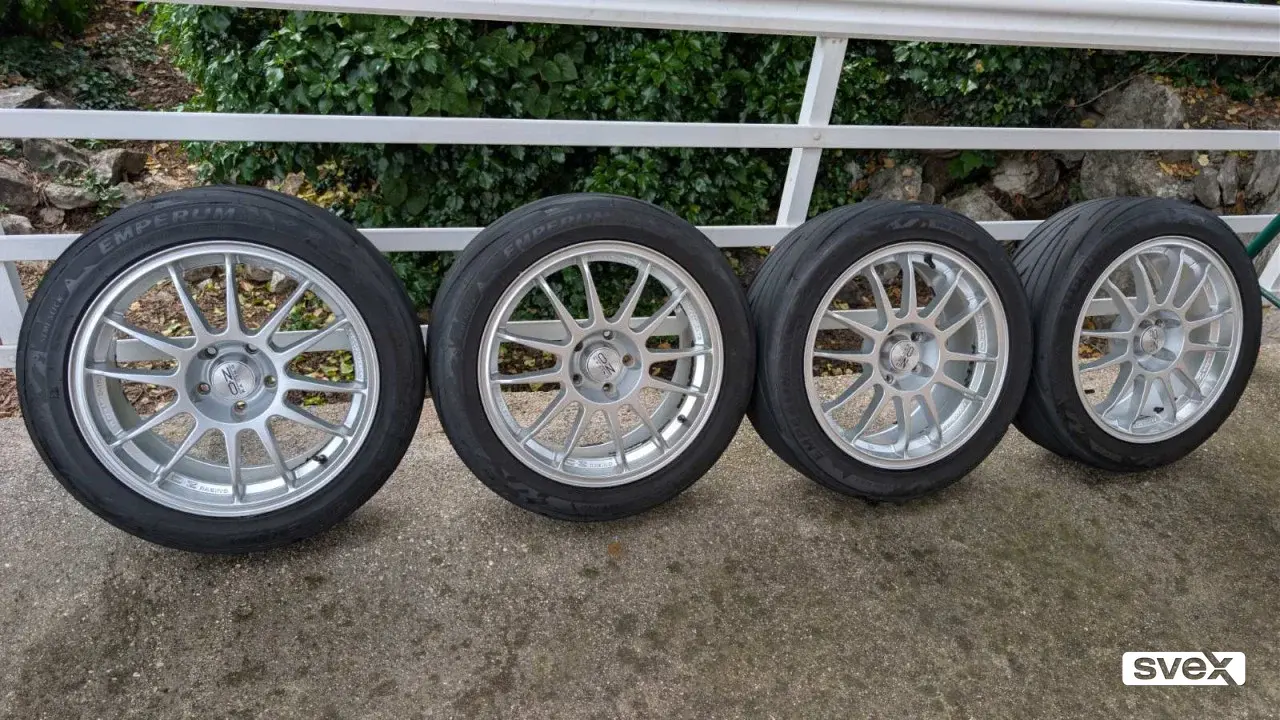 OZ Racing Superleggera 17 + Semi Slick (slik)