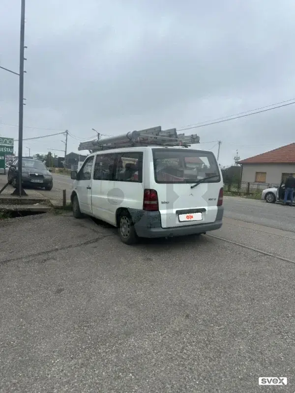 Mercedes Vito kombi, bijela boja putnicki