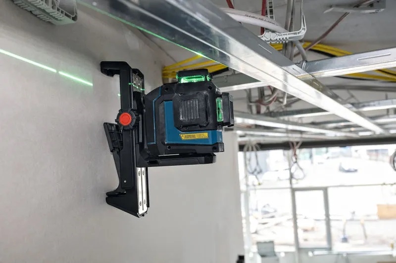 BOSCH DK 20 Štipaljka za držač LB 10 i za GLL 18V-120-33 CG
