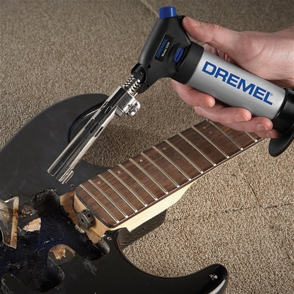 DREMEL VersaFlame 2200-5 Plinski plamenik sa priborom u metalnoj kutiji