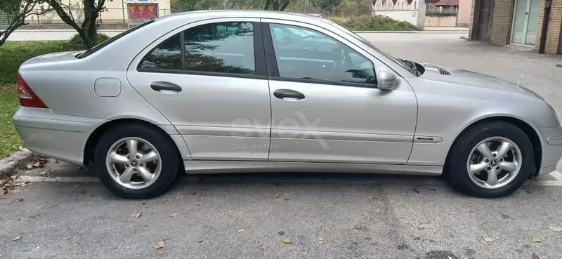 Mercedes Benz C 220