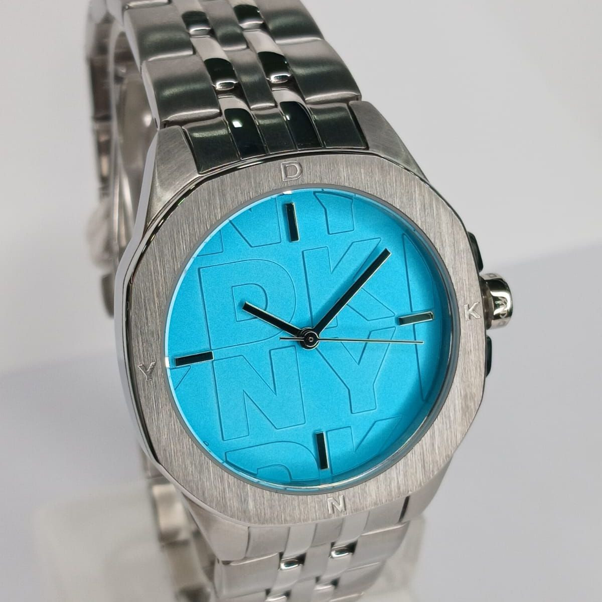 DKNY SAT DK1L012M0045