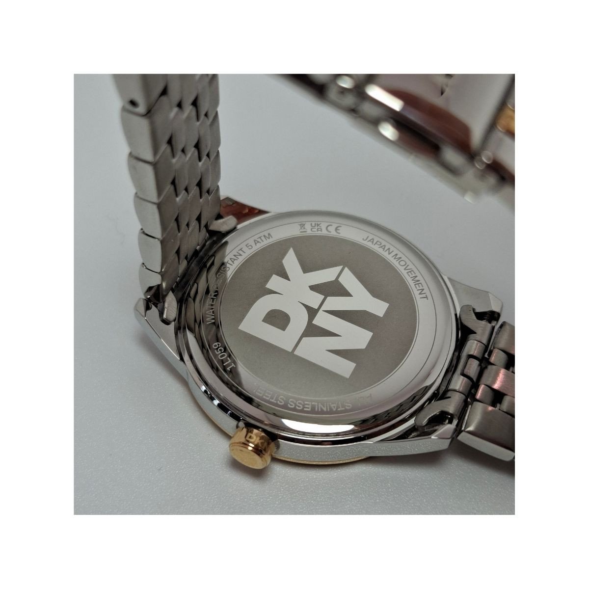 DKNY SAT DK1L059M0085