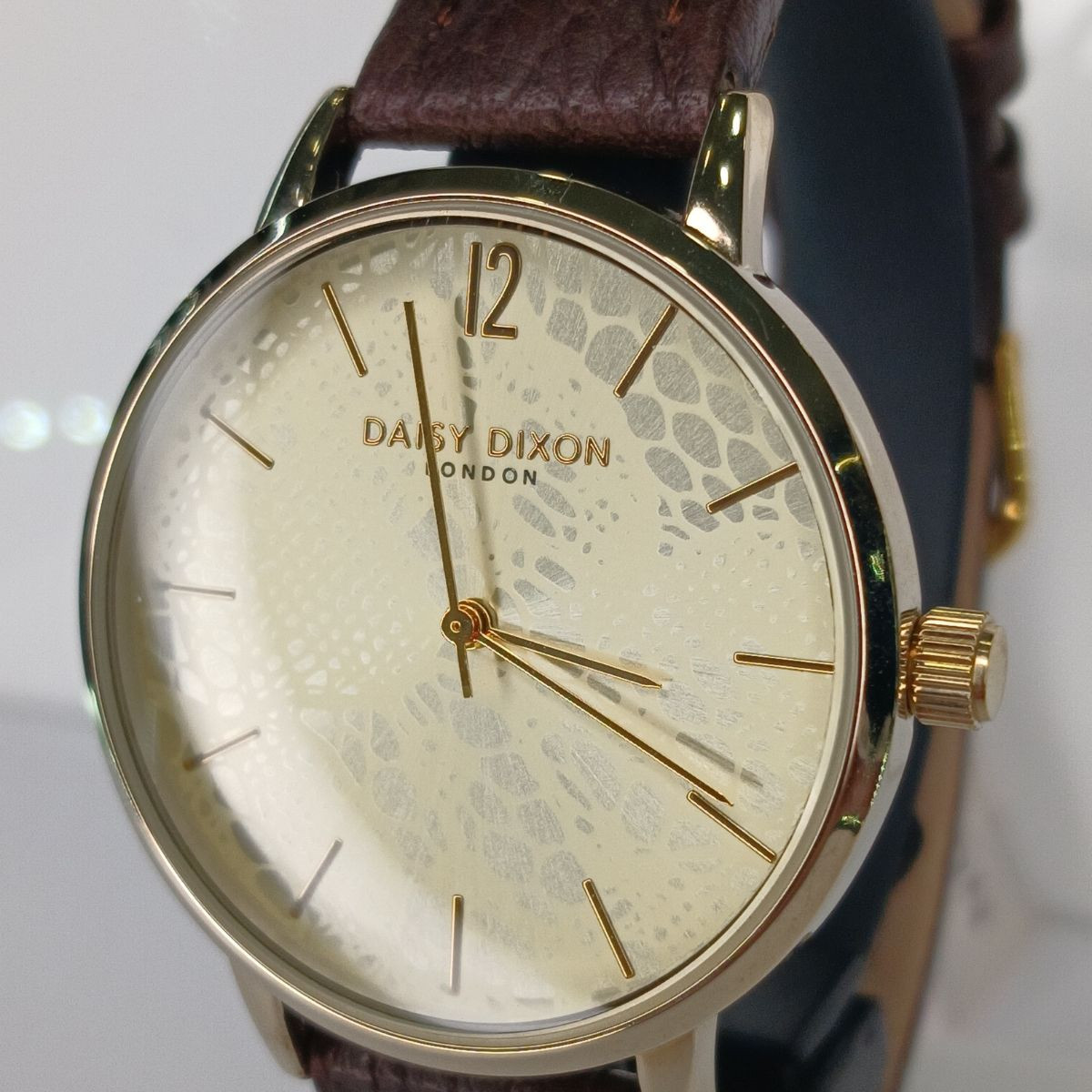 DAISY DIXON SAT DD051TG