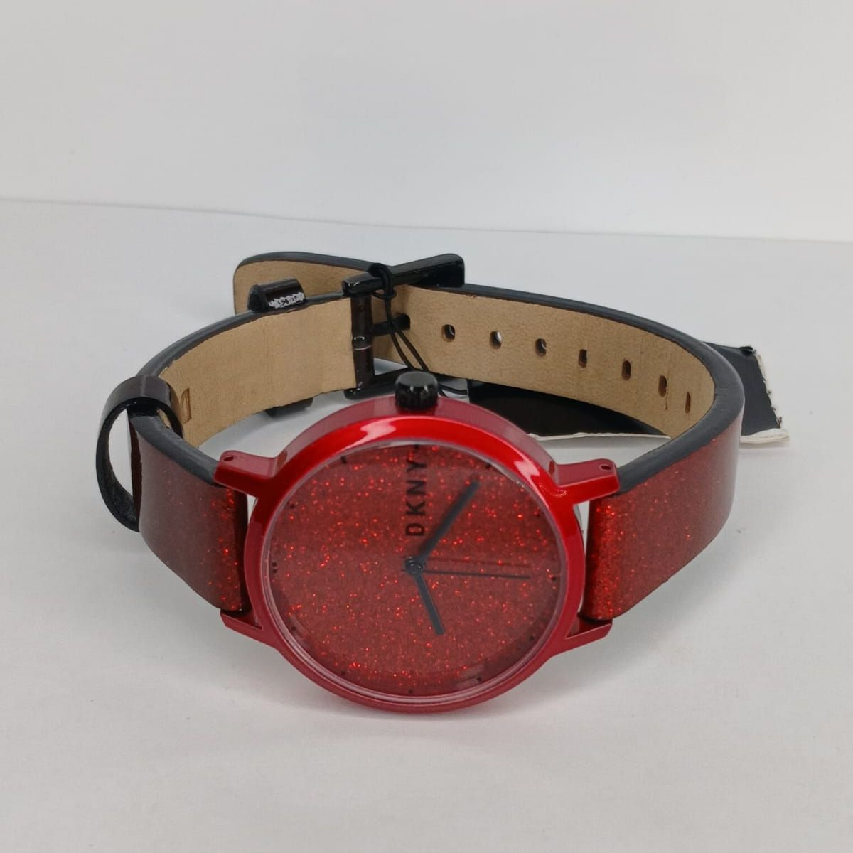 DKNY SAT 2860
