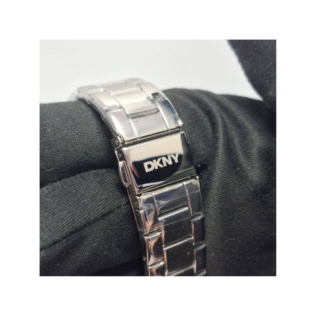 DKNY SAT DK1L025M0035