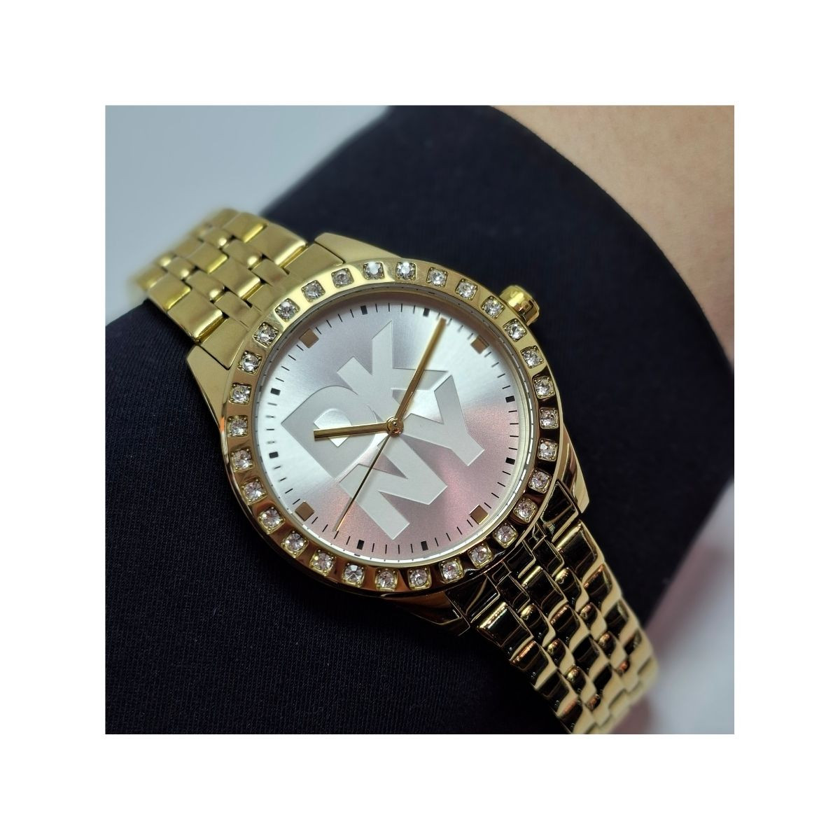 DKNY SAT DK1L059M0055