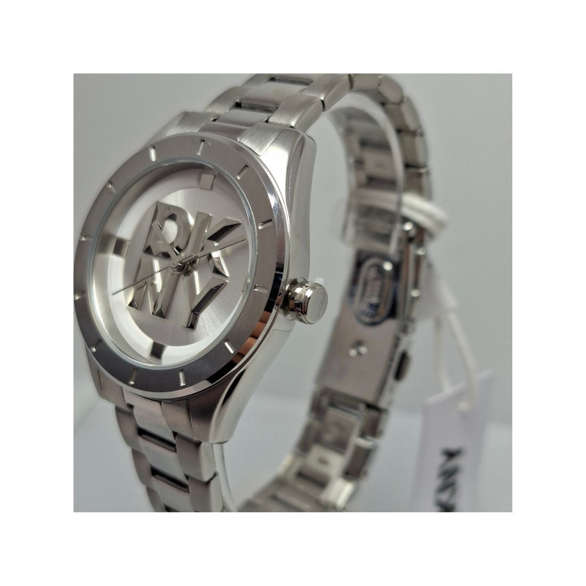 DKNY SAT DK1L016M0045