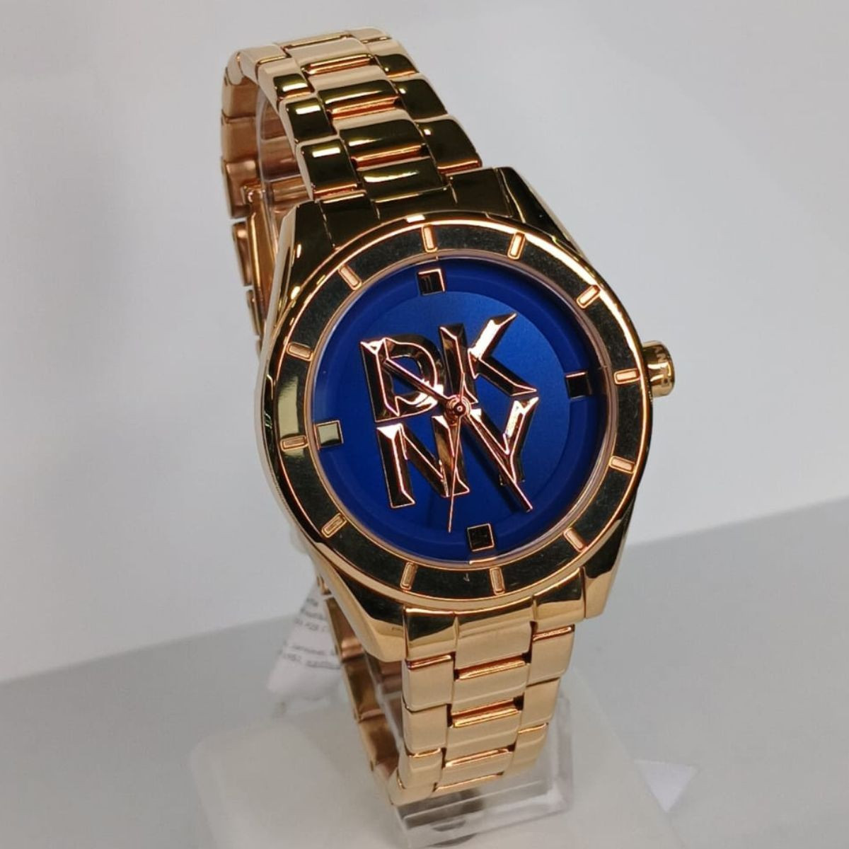 DKNY SAT DK1L016M0075