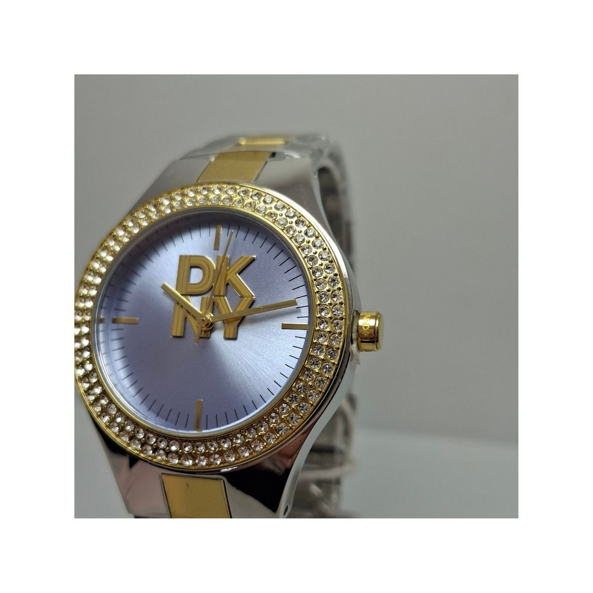 DKNY SAT DK1L025M0085