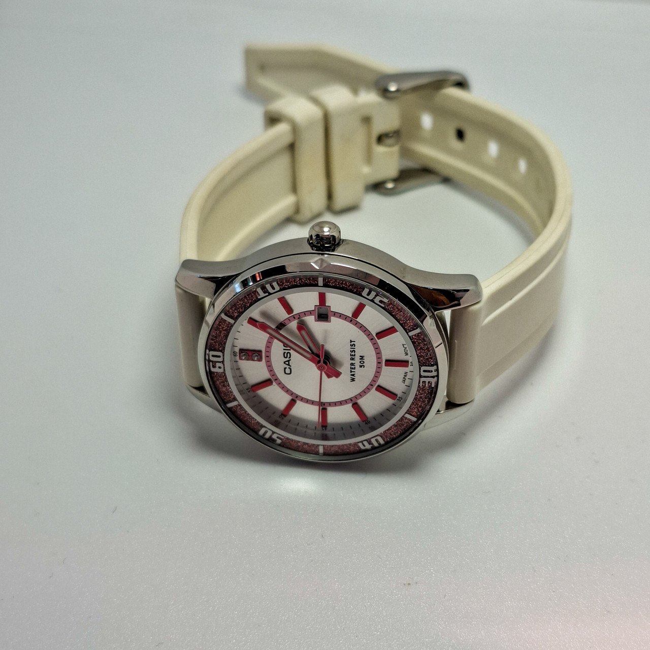 CASIO R.SAT LTP-1358-4A1VDF