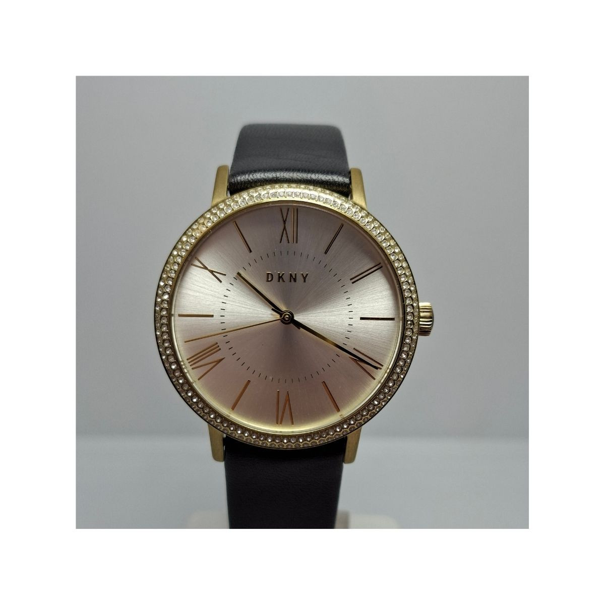 DKNY 2544