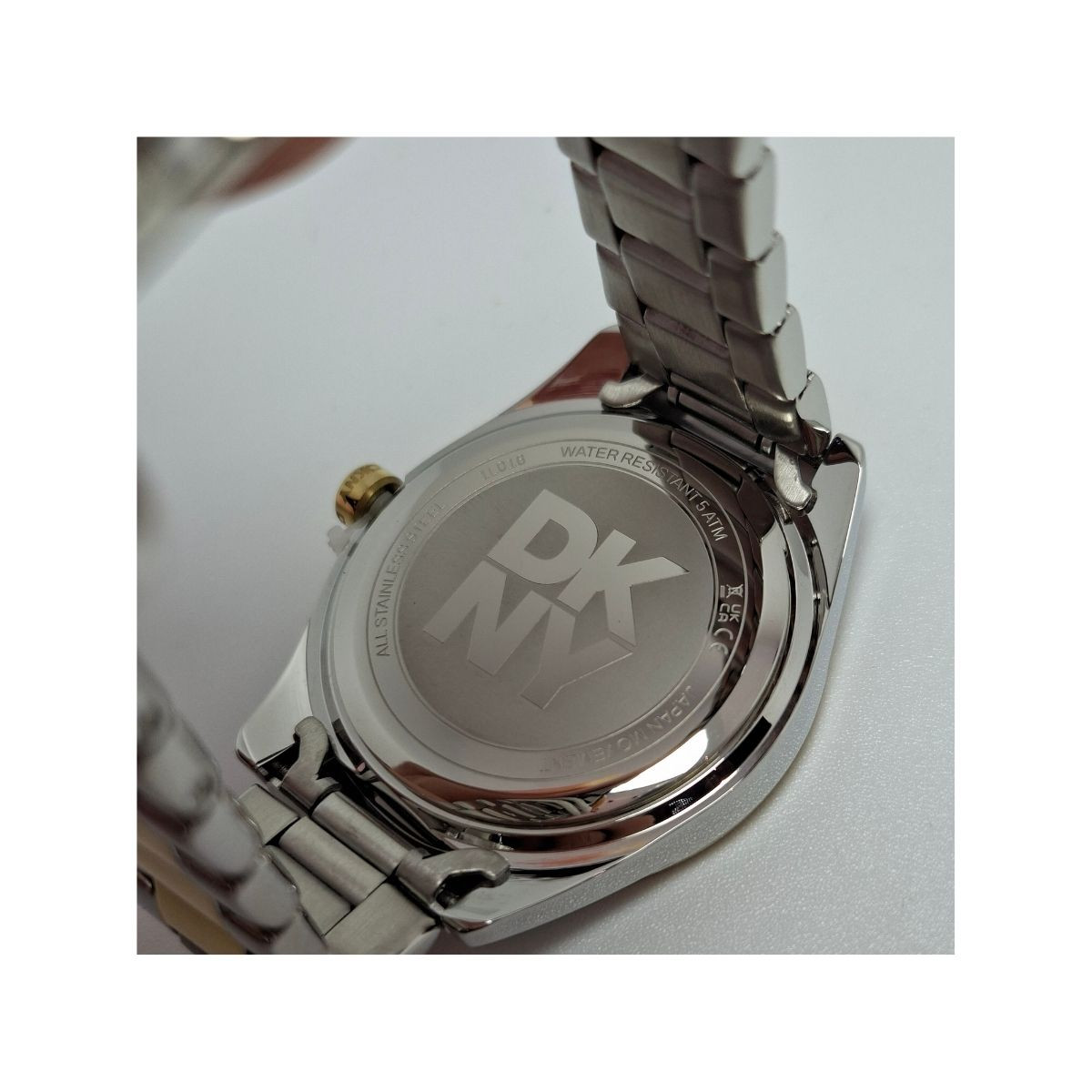 DKNY SAT DK1L016M0095