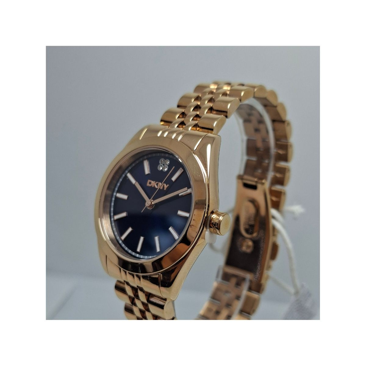 DKNY SAT DK1L029M0065