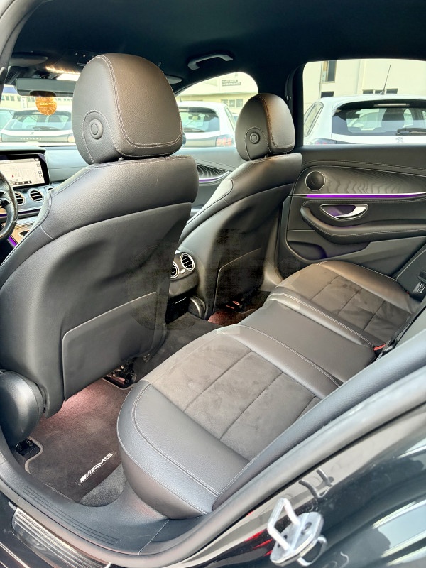 Mercedes-Benz E 220 2022 2.0 D AMG LINE BLIND SPOT AMBIENT