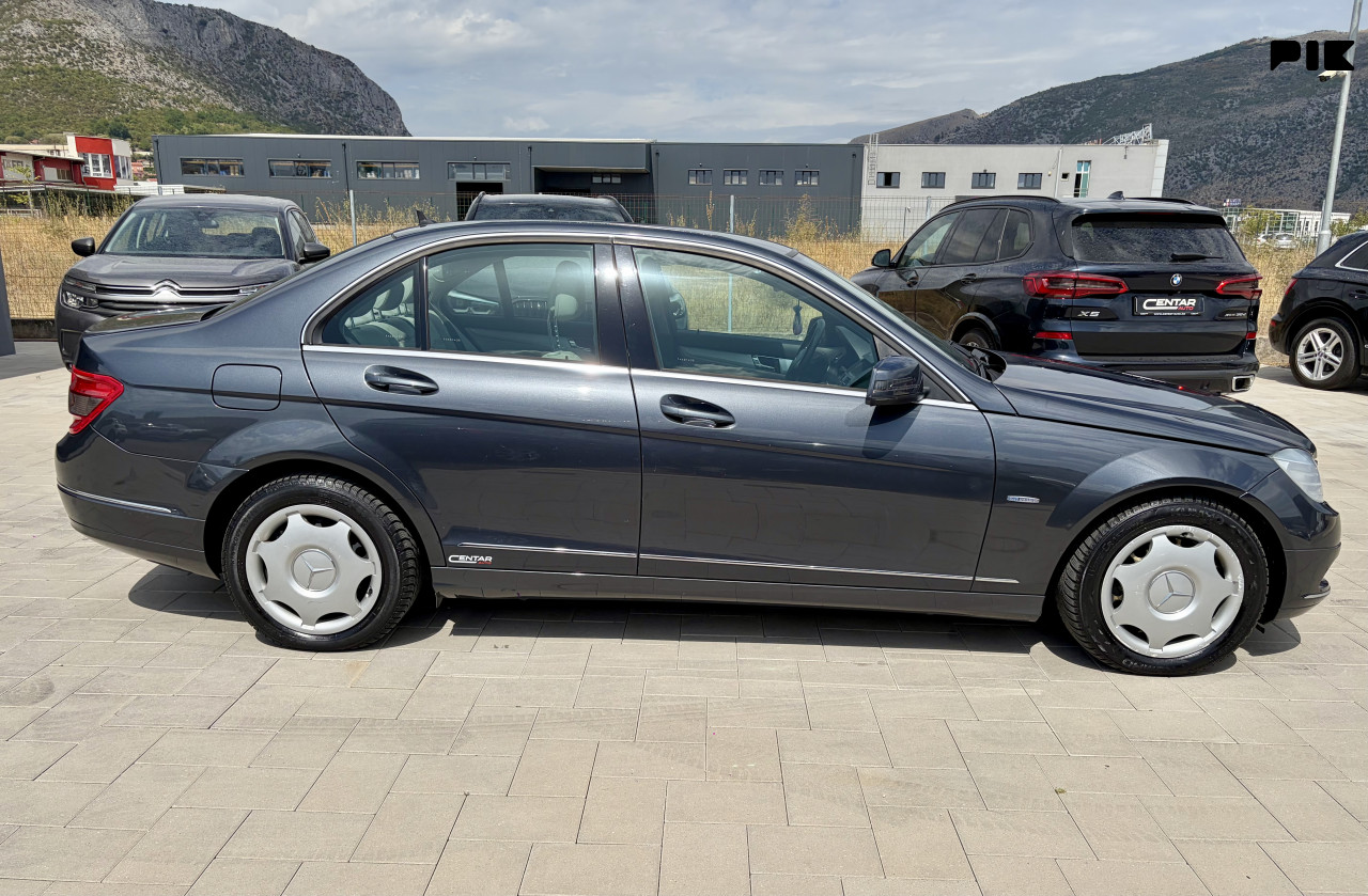 Mercedes-Benz C 180 2010 2.2 D