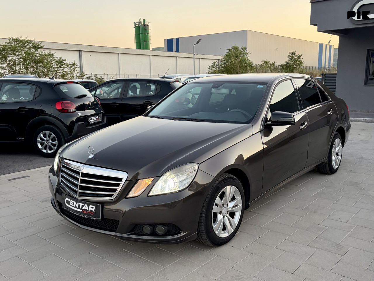 Mercedes-Benz E 200 2.2 D 2010 AVANTGARDE