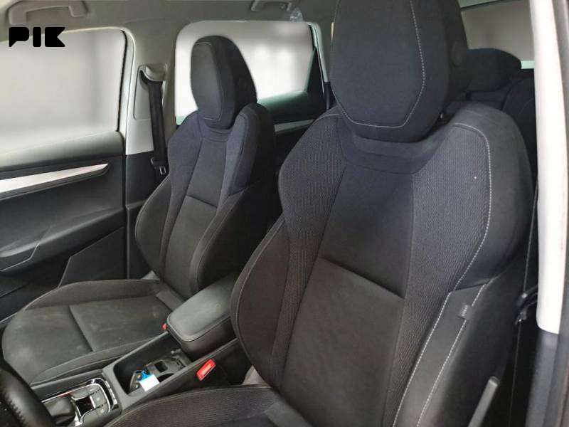 Škoda Karoq 2022 2.0 TDI 4X4 DSG 150ks EXECUTIVE