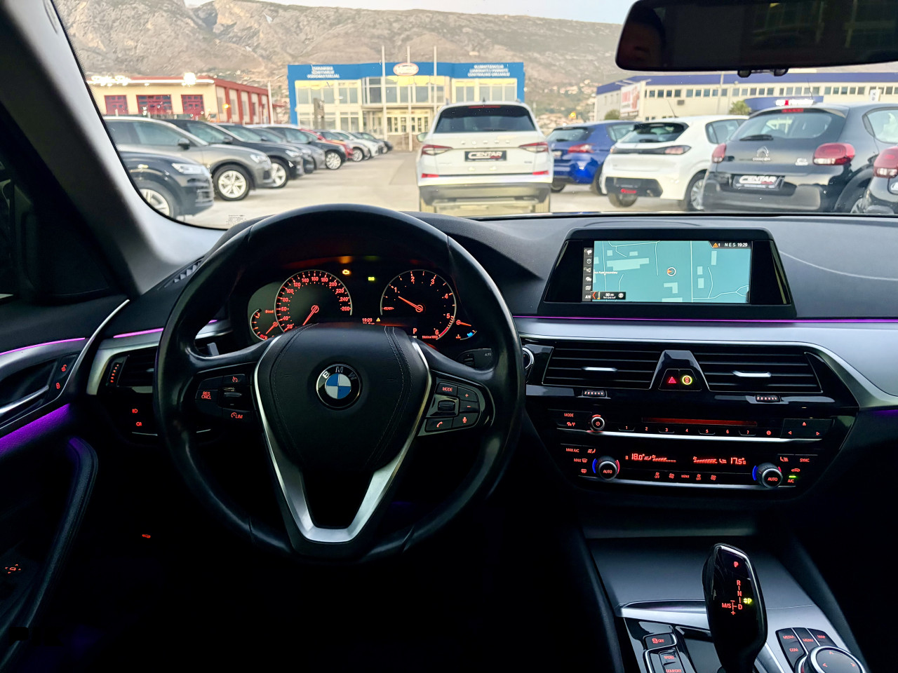 BMW 520 2017 2.0 D LUXURY LINE