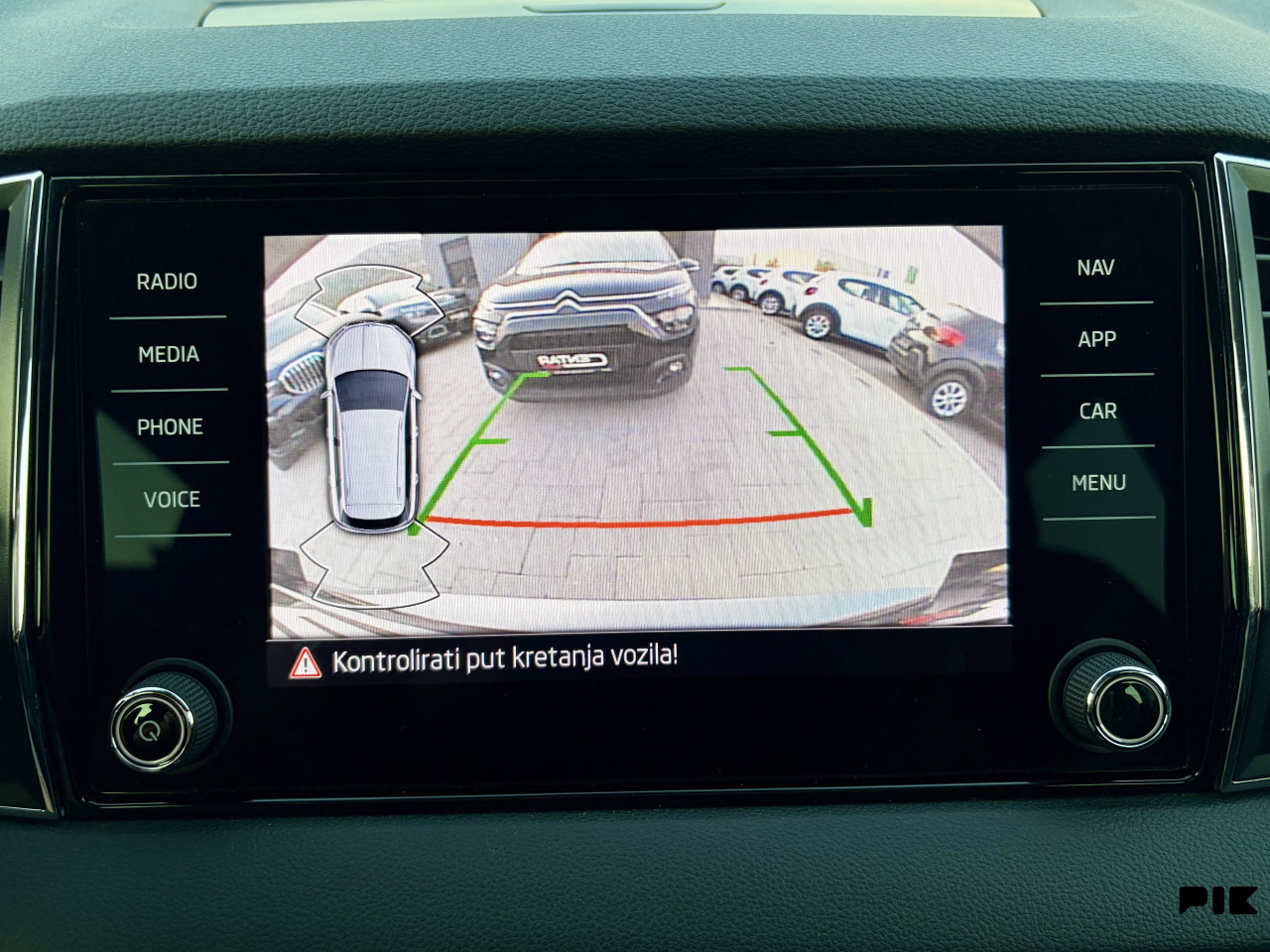 Škoda Karoq 2023 2.0 TDI EXECUTIVE VIRTUAL PANO