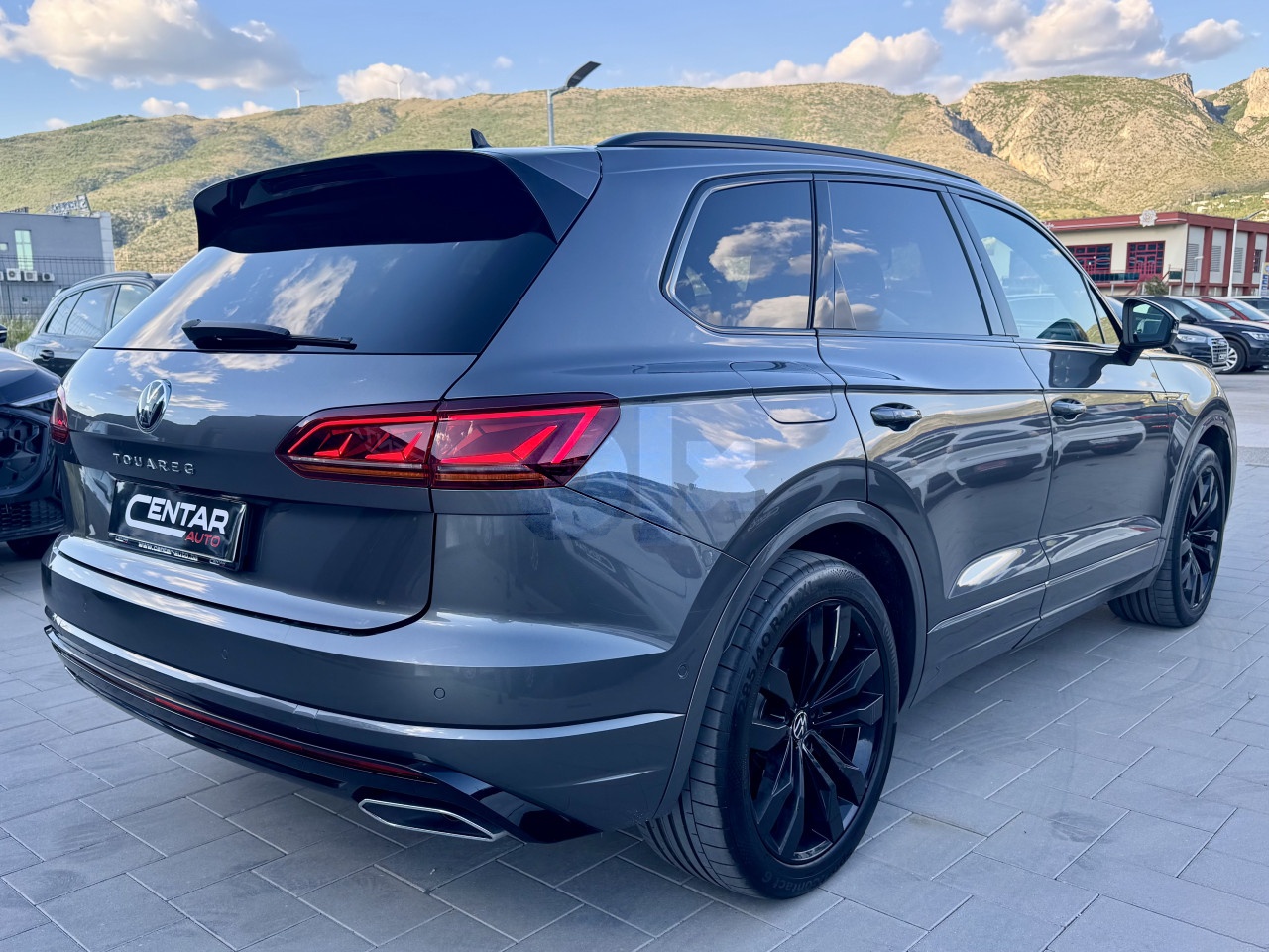Volkswagen Touareg 2021 3.0 TDI 4x4 R-LINE BLACK STYLE MATRIX