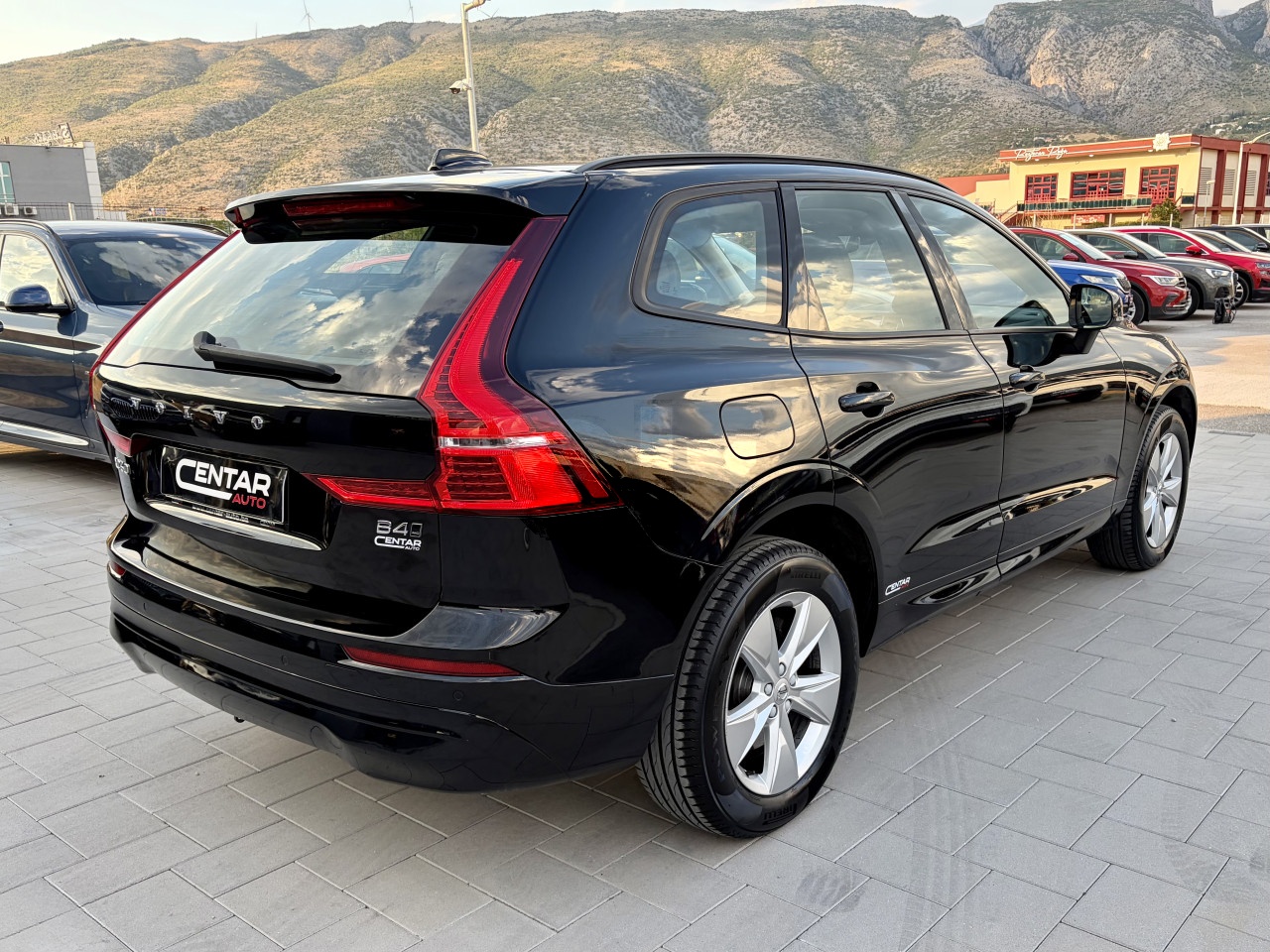 Volvo XC 60 2021 B4 AWD 4x4 BUSINESS LED