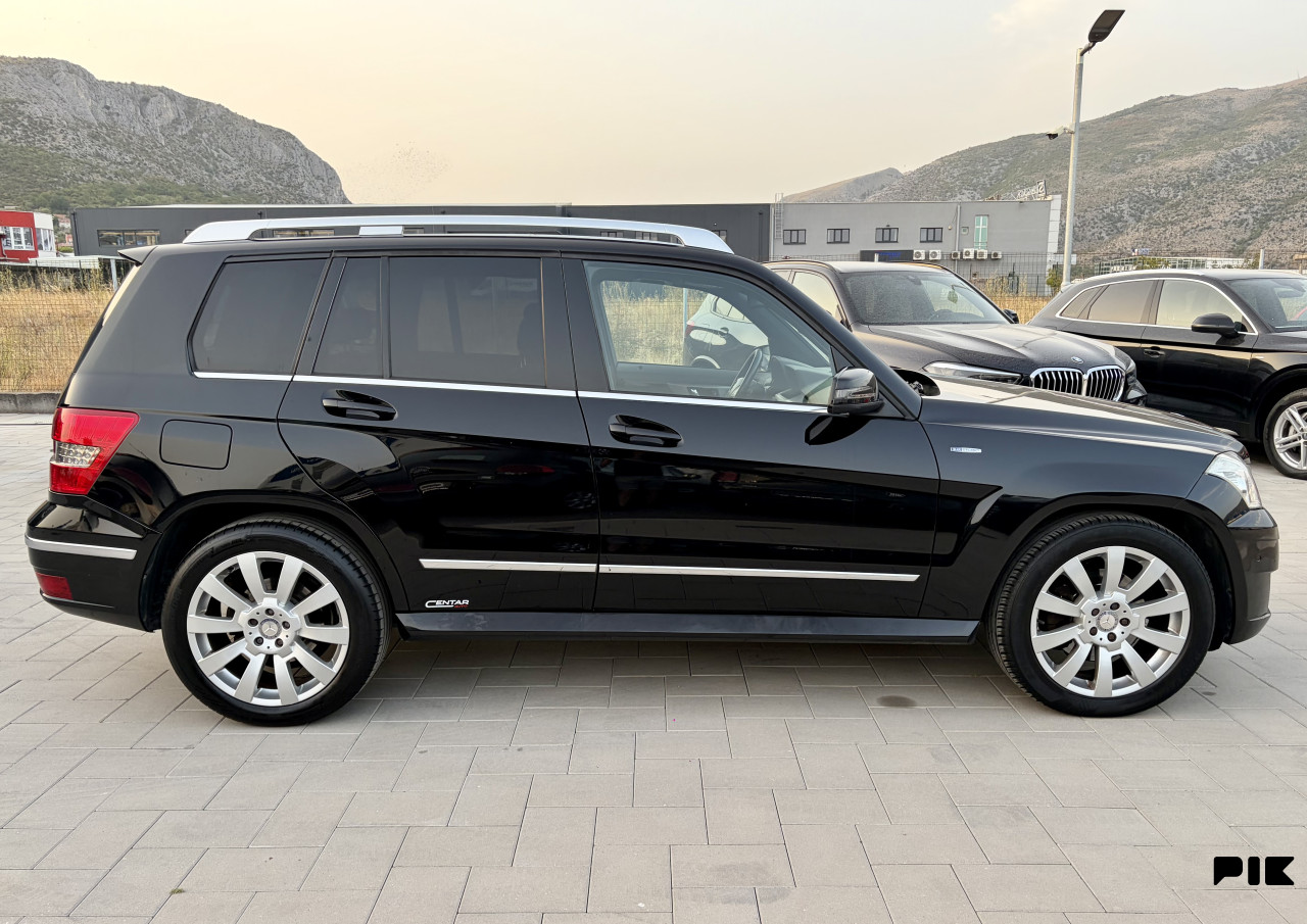 Mercedes-Benz GLK 220 2009 2.2 D 4 MATIC