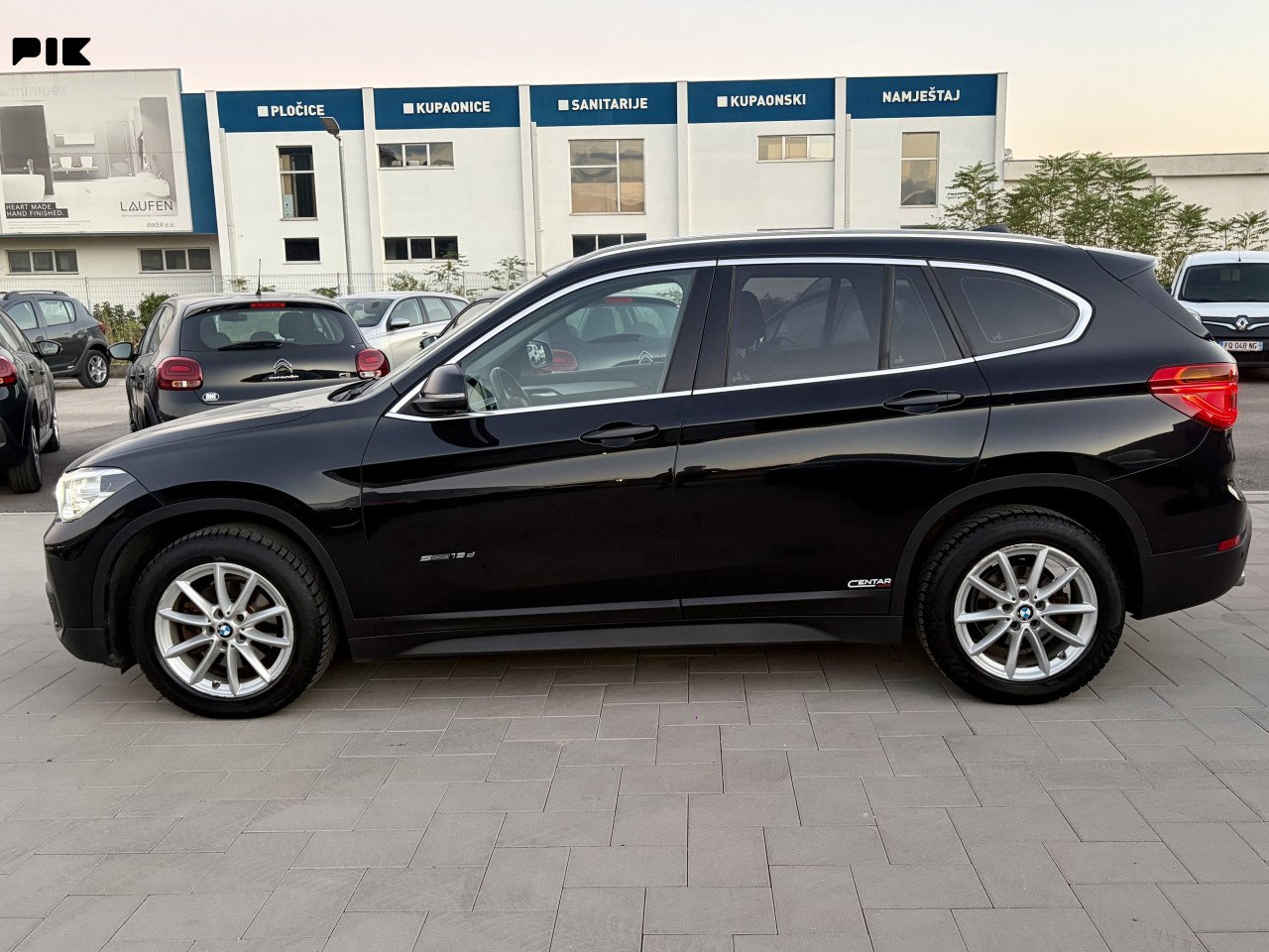 BMW X1 2017 2.0 18d BUSINESS LED