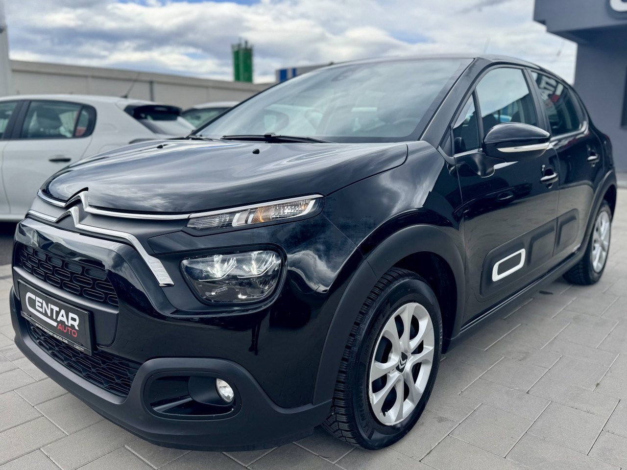 Citroen C3 2021 1.5 BlueHDI SHINE FACELIFT 8mm lanac