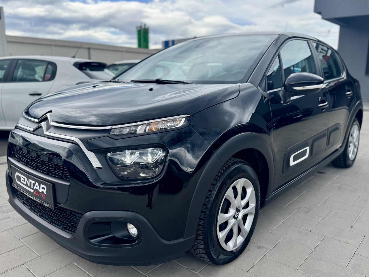 Citroen C3 2021 1.5 BlueHDI SHINE FACELIFT 8mm lanac