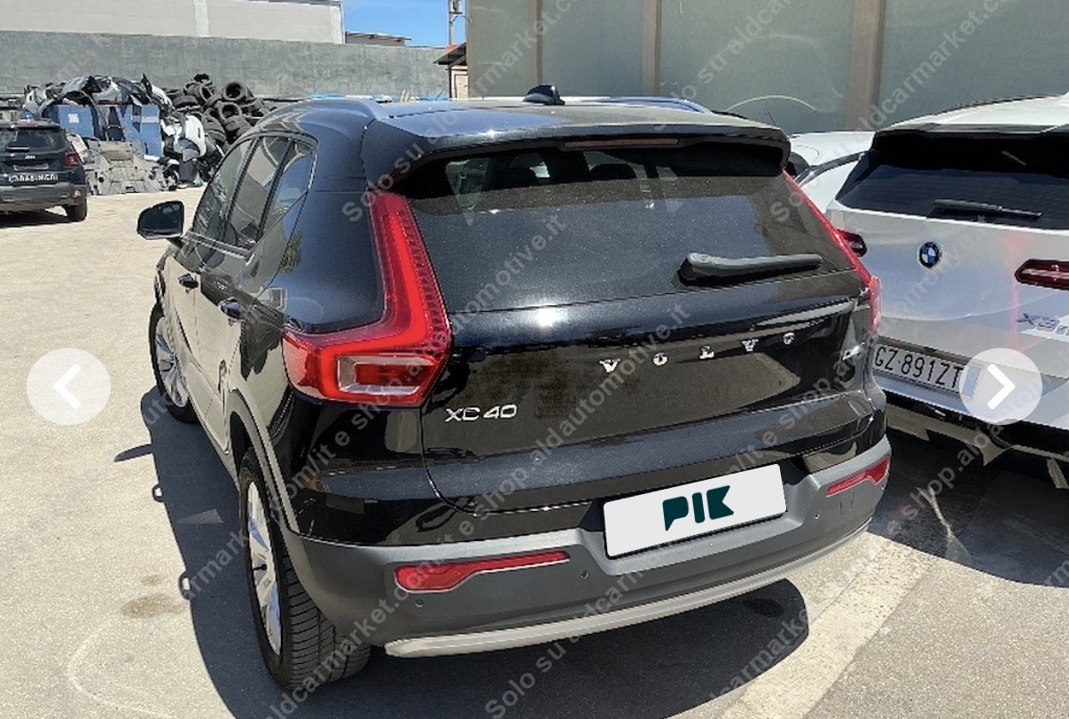 Volvo XC 40 2019 2.0 D4 AWD 4x4 MOMENTUM SPORT
