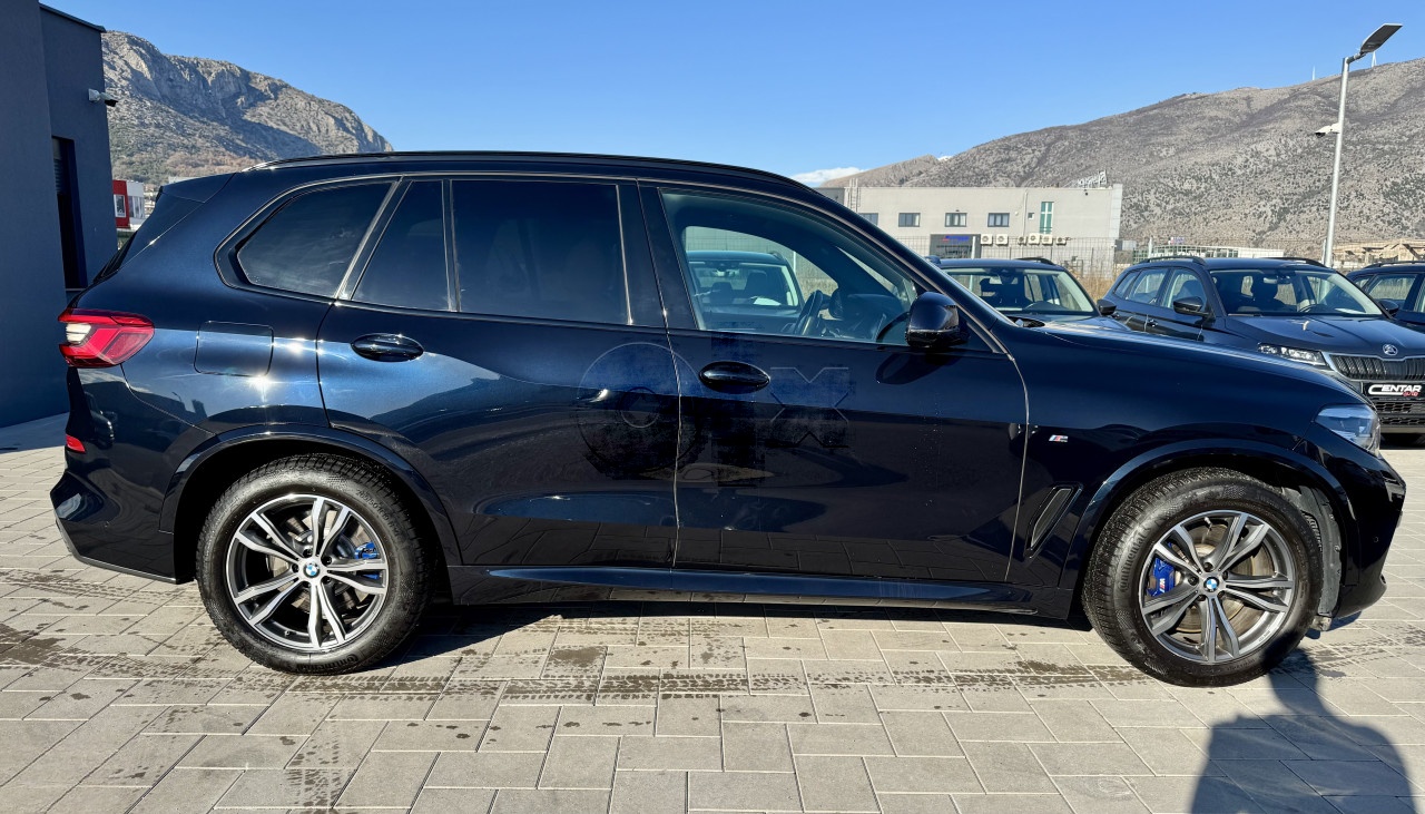 BMW X5 2019 30D X-DRIVE M SPORT KARDON AMBIENT