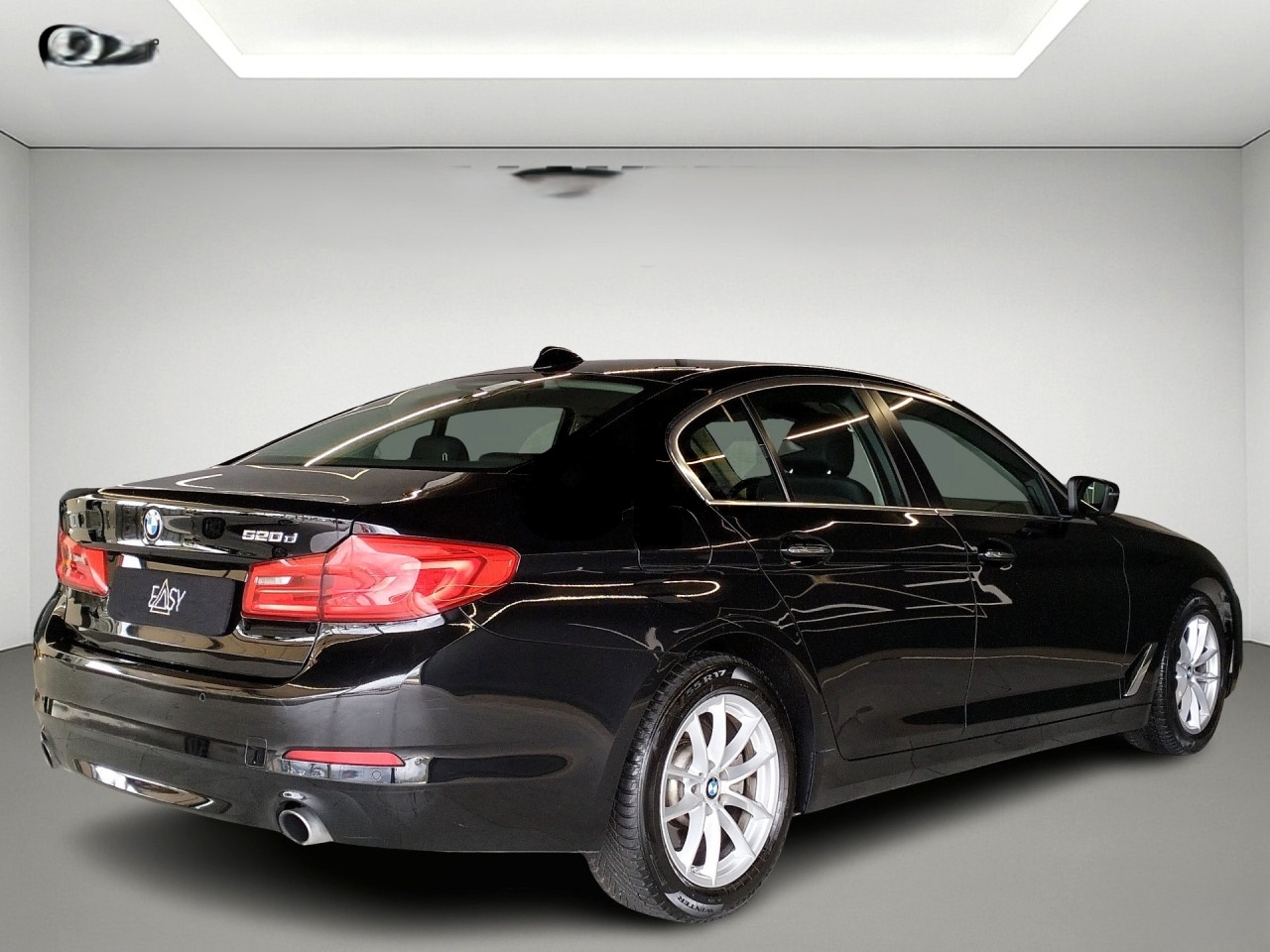 BMW 520 2018 2.0 D G30 AMBIENT LIGHT
