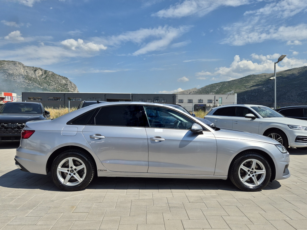 Audi A4 2022 2.0 30 TDI BUSINESS