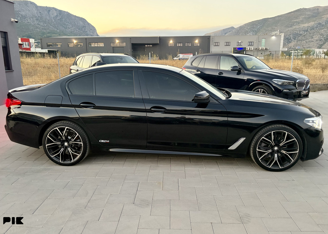 BMW 520 2017 2.0 D LUXURY LINE