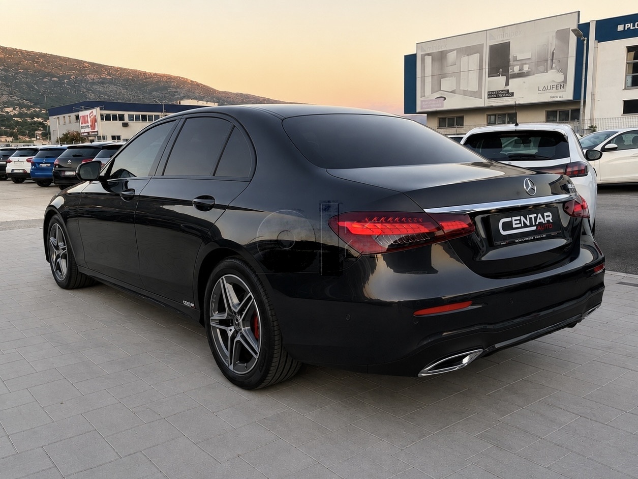 Mercedes-Benz E 220 2022 2.0 D AMG LINE BLIND SPOT AMBIENT