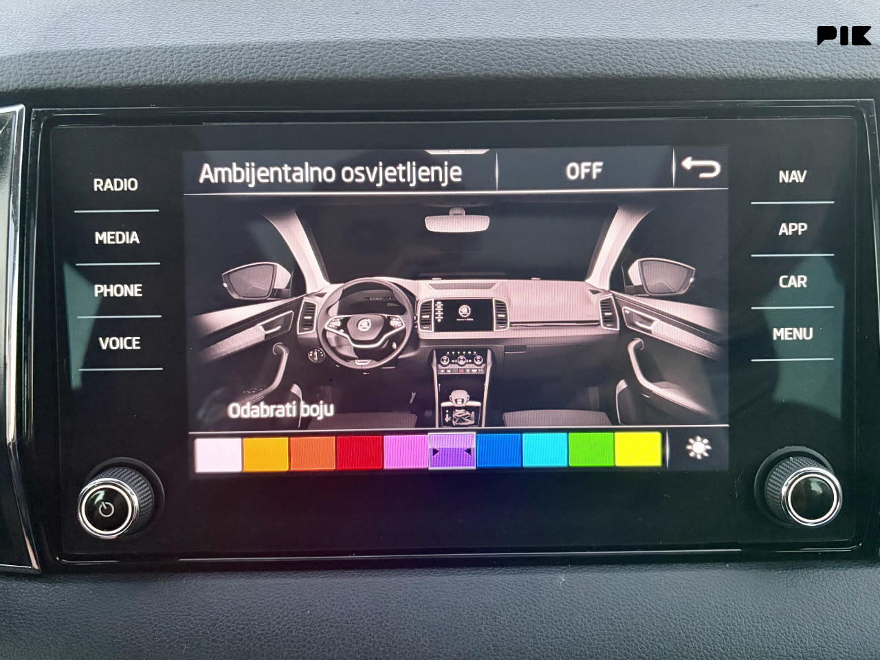 Škoda Karoq 2023 2.0 TDI EXECUTIVE VIRTUAL PANO