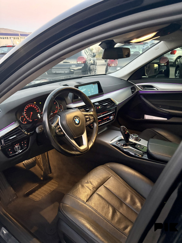 BMW 520 2017 2.0 D LUXURY LINE
