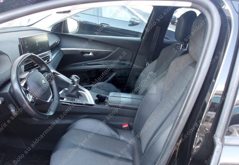 Peugeot 3008 2022 1.5 BlueHDI ALLURE